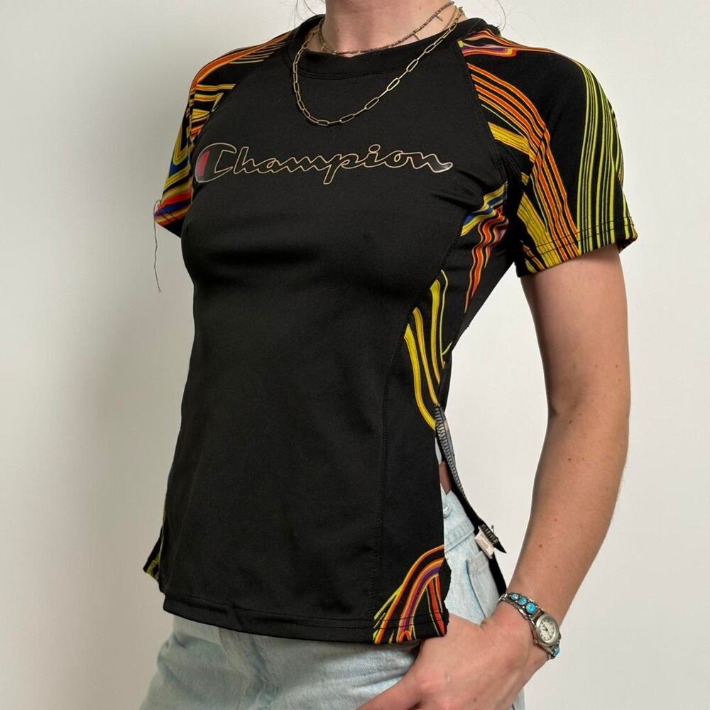 Vintage 90s Champion Flame T-Shirt – Retro Streetwear Vibes! (Black)"